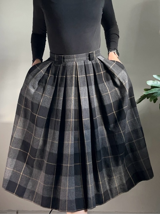 Aquascutum London Dresses & Skirts - Vintage Aquascutum Wool Tartan Plaid Pleated Midi Skirt in Charcoal and Black